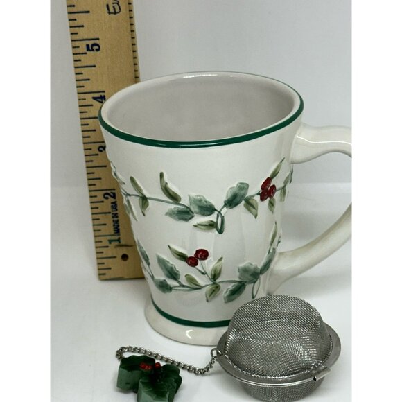 Pfaltzgraff Winterberry Embossed Mug 12oz w/ Tea Infuser Christmas Set - 3.5"x4" - Picture 4 of 7